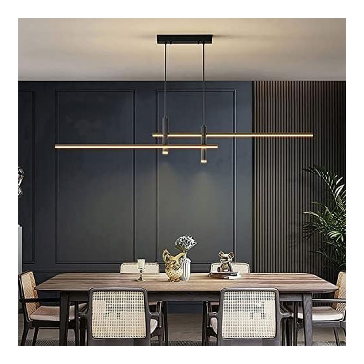 Suspension Noir et Rouge aux lignes epurees avec eclairage confortable 40W