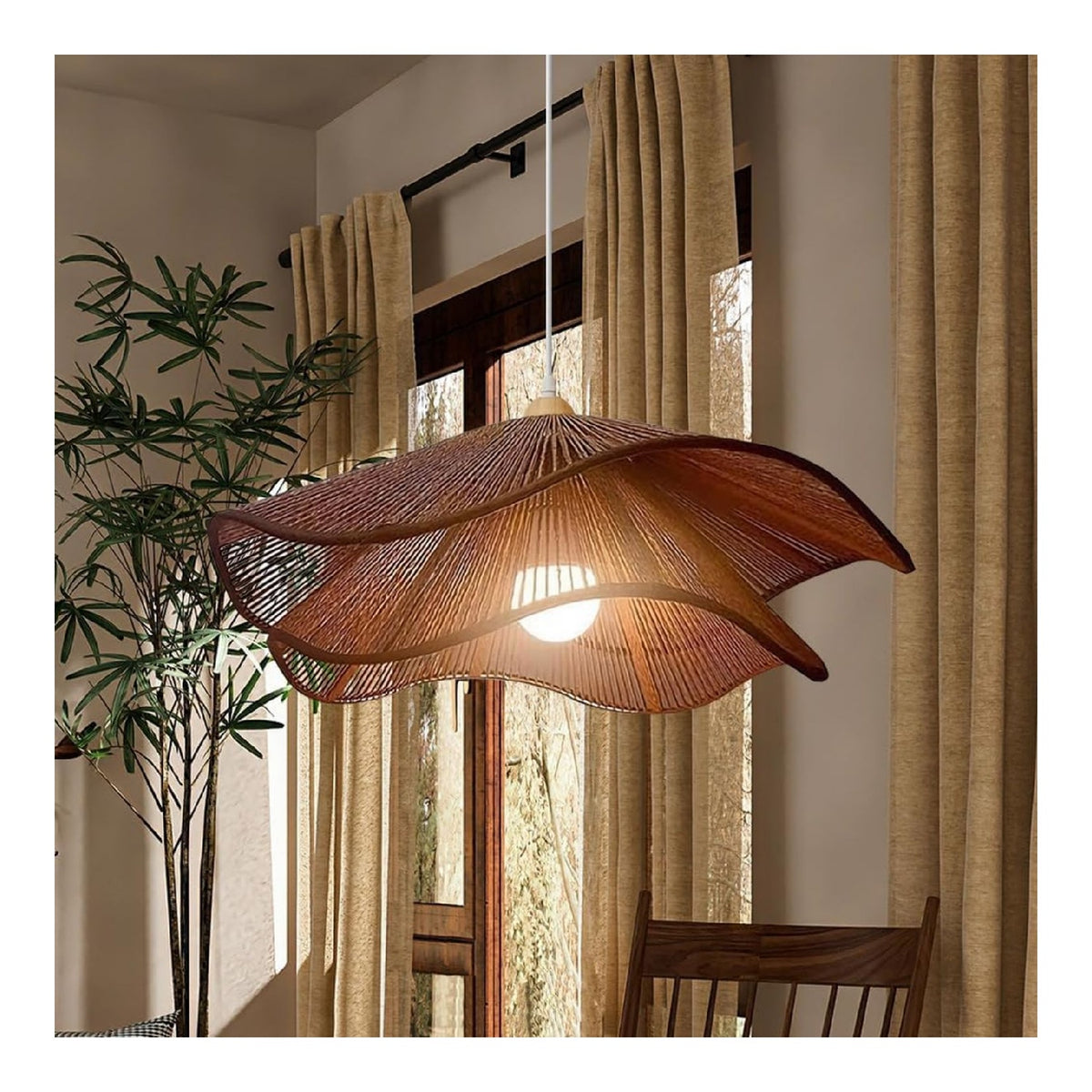 Suspension Ambre et Marron a presence elegante et lumiere agreable E27