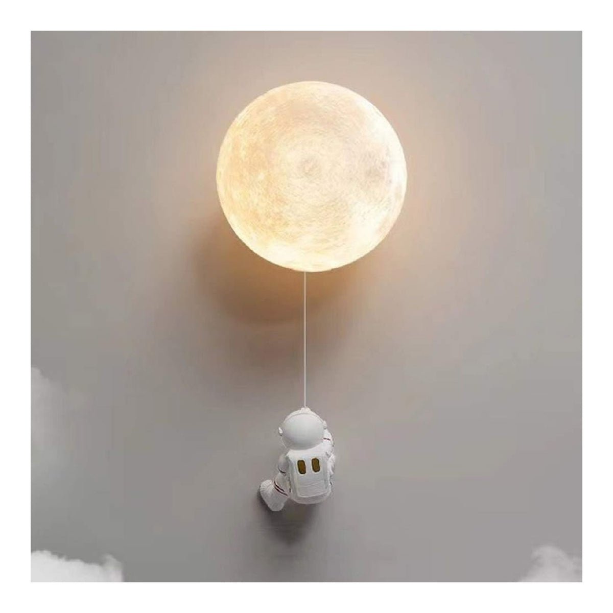 Solution lumineuse Ambre et Rouge au dessin sobre en format applique murale